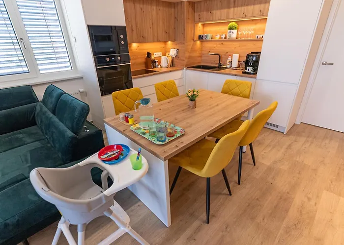 Family Space With Free Parking & Air Condition * Brno