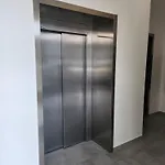 Family Space With Free Parking & Air Condition 아파트