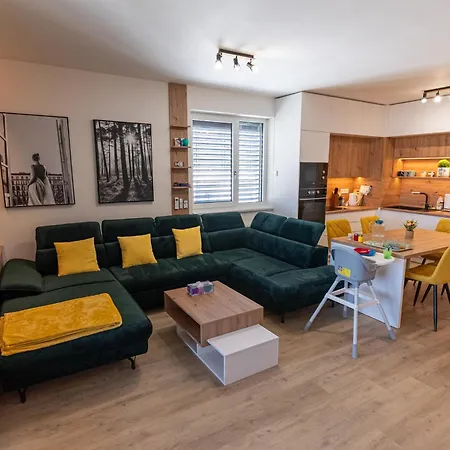 Family Space With Free Parking & Air Condition *