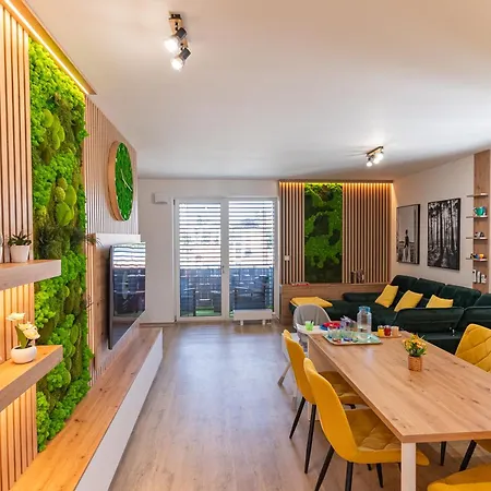 아파트 Family Space With Free Parking & Air Condition *