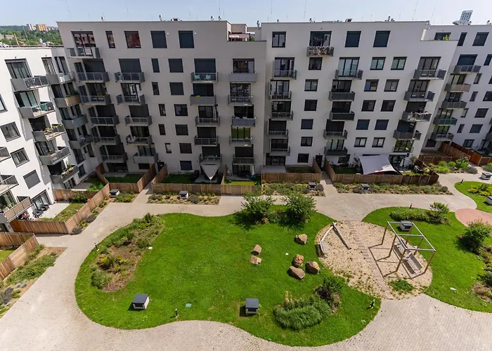 Family Space With Free Parking & Air Condition *